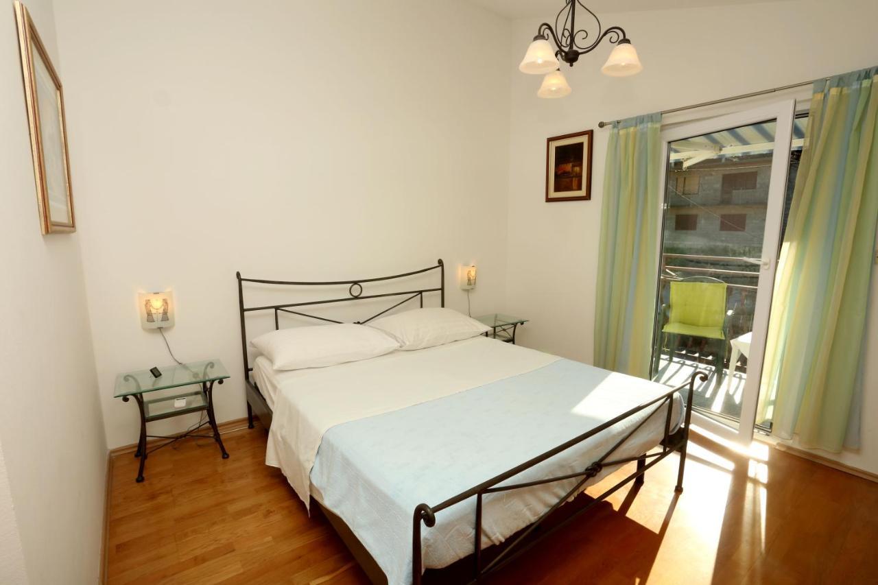 Apartments Sikirica Trogir Exterior photo