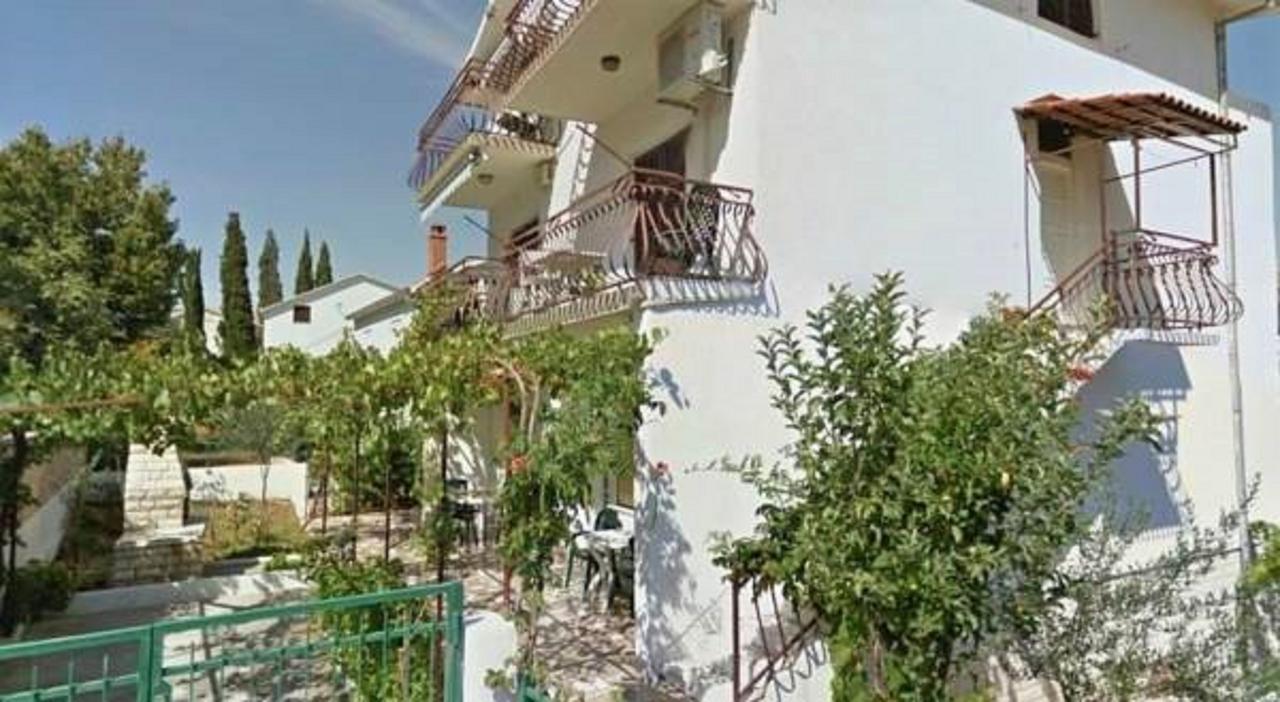 Apartments Sikirica Trogir Exterior photo