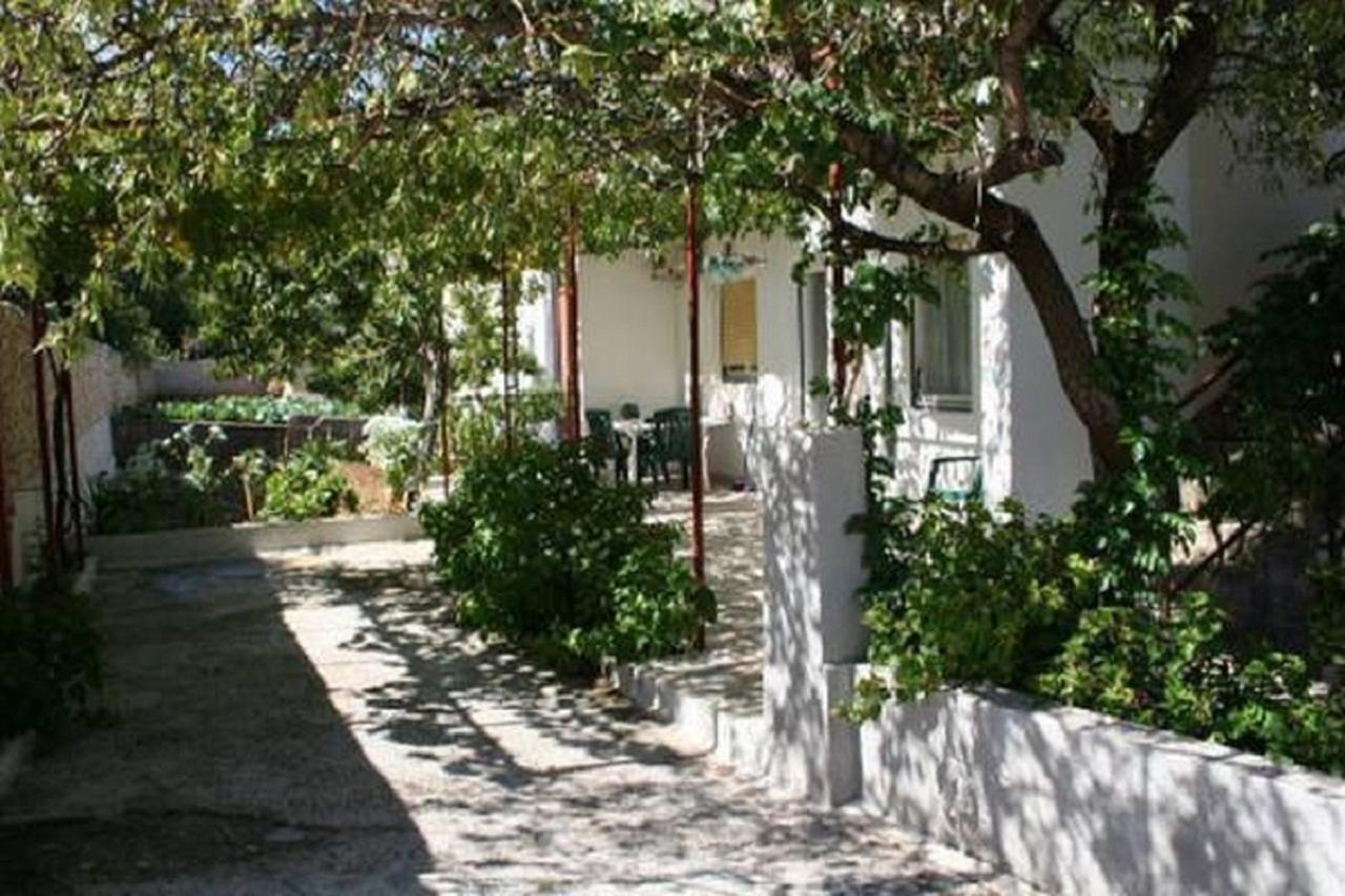 Apartments Sikirica Trogir Exterior photo
